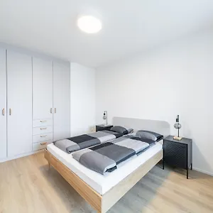 Apartment Mozaika, Prag